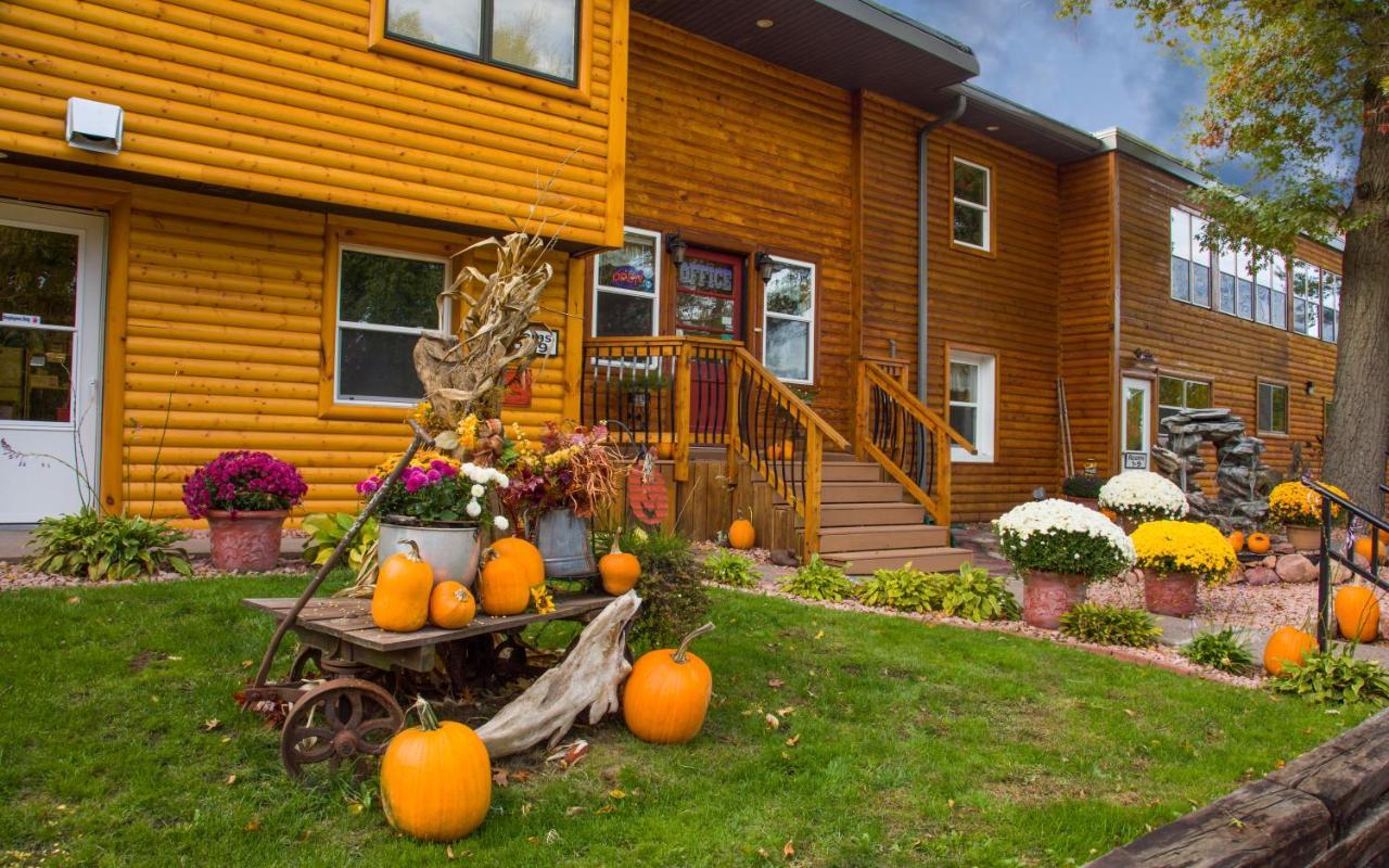 Curriers Lakeview Lodge Rice Lake