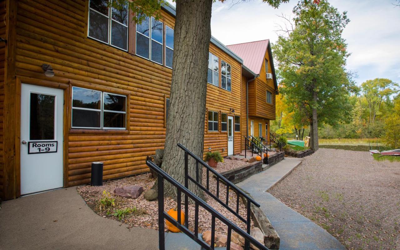 Lodge Curriers Lakeview Rice Lake
